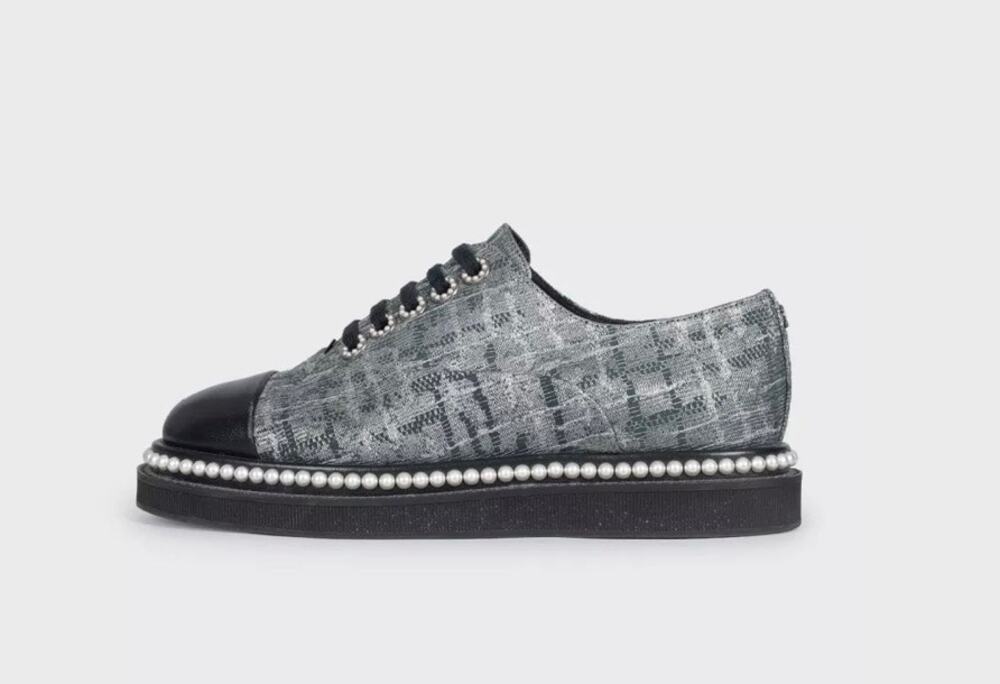 Chanel Silver Derby Lace-Up Shoes - EU 36